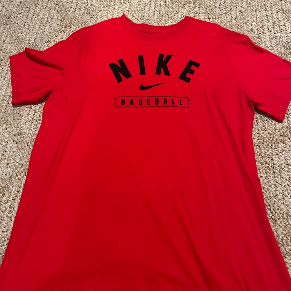 Nike Men's Red Short Sleeve Baseball Tee